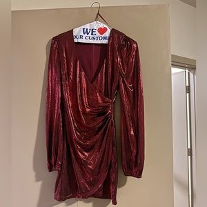 * Fashion Nova
* S
* Red/Shimmery
* Worn once - dry cleaned